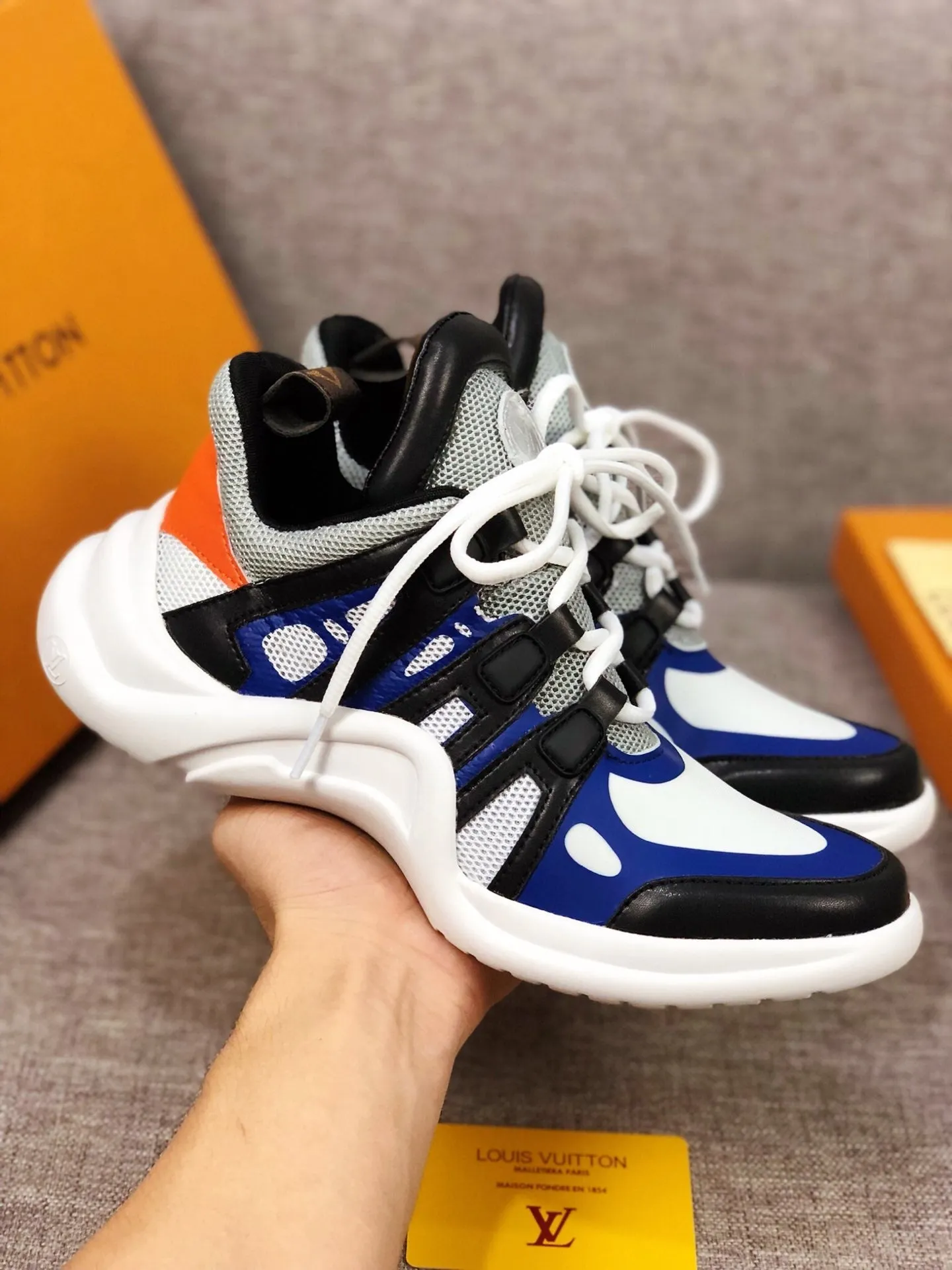 CE - LUV Archlight Blue White Black Sneaker