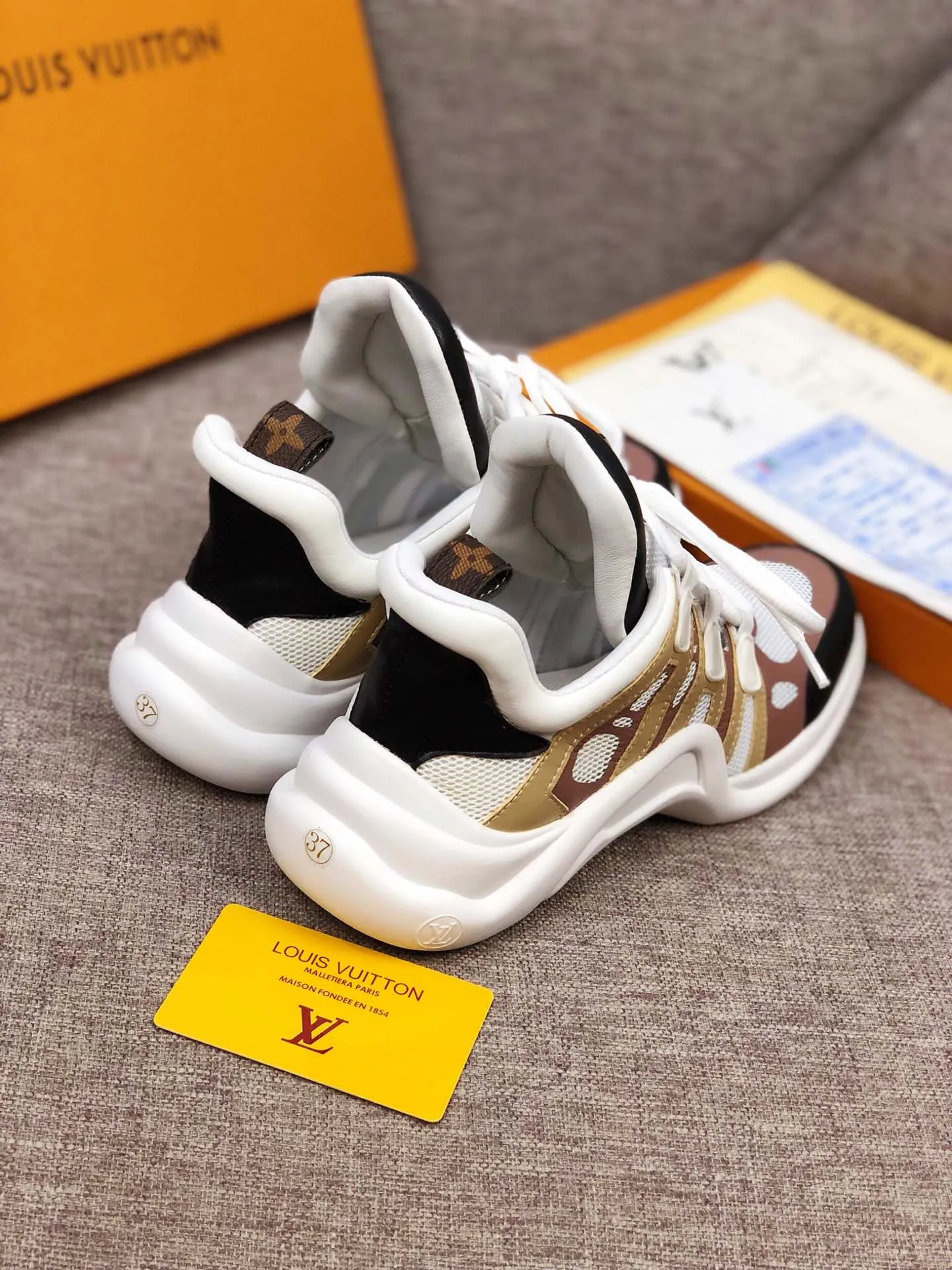 CE - LUV Archlight Brown Black Sneaker