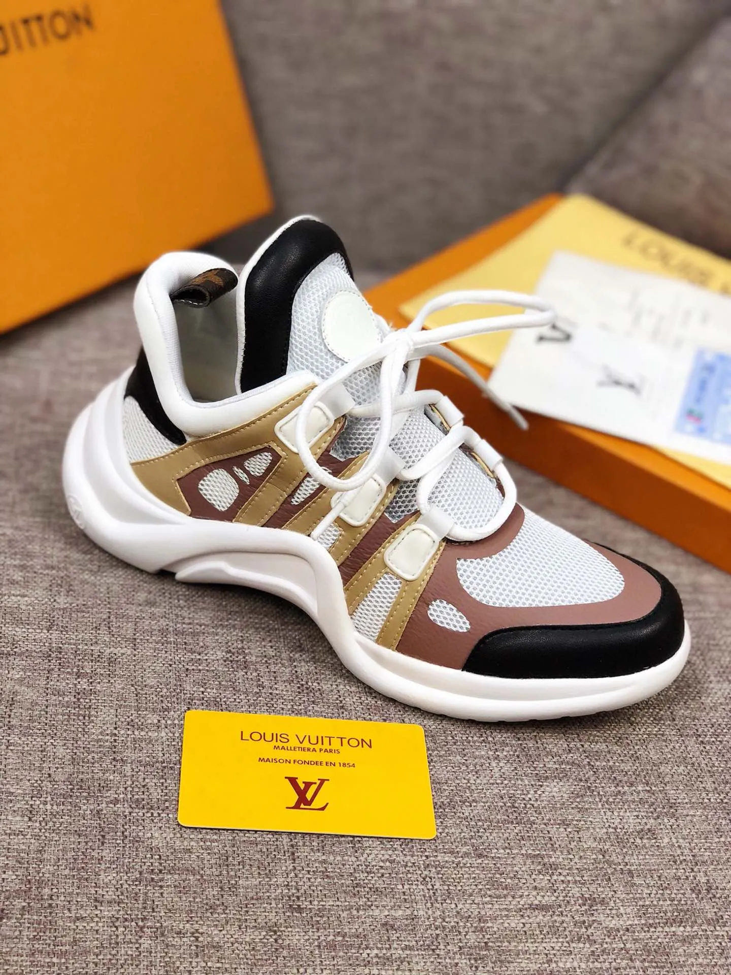 CE - LUV Archlight Brown Black Sneaker
