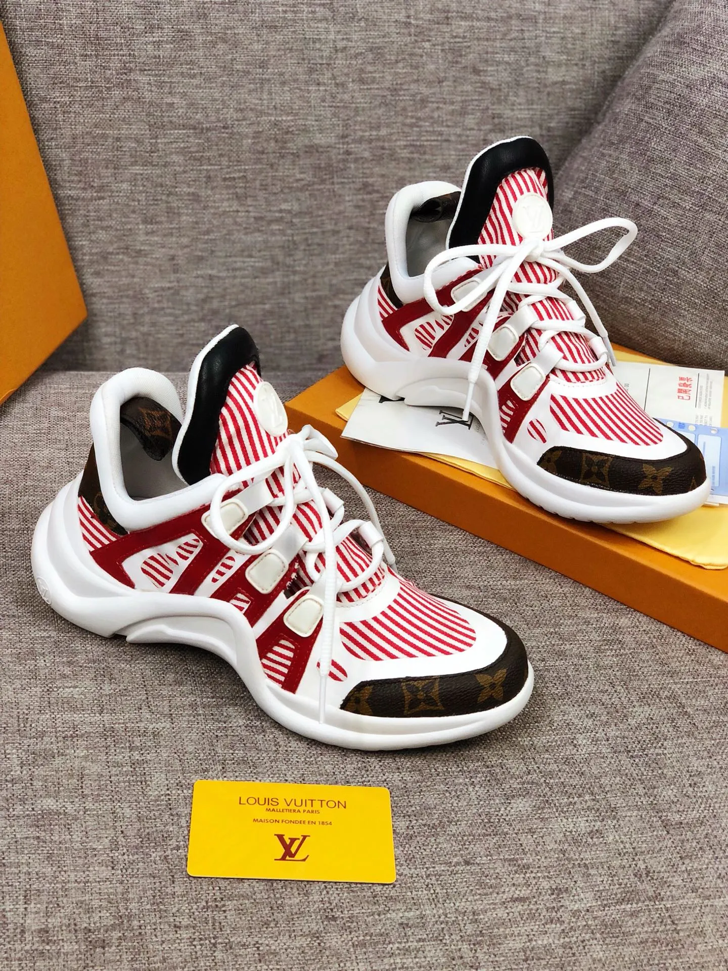 CE - LUV Archlight White Red Brown Sneaker