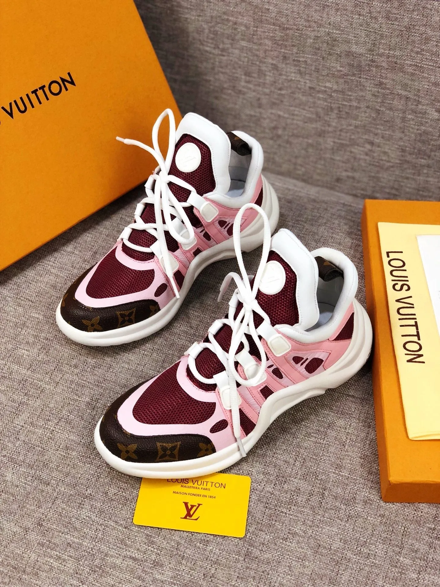 EI -LUV Archlight Pink Brown Sneaker