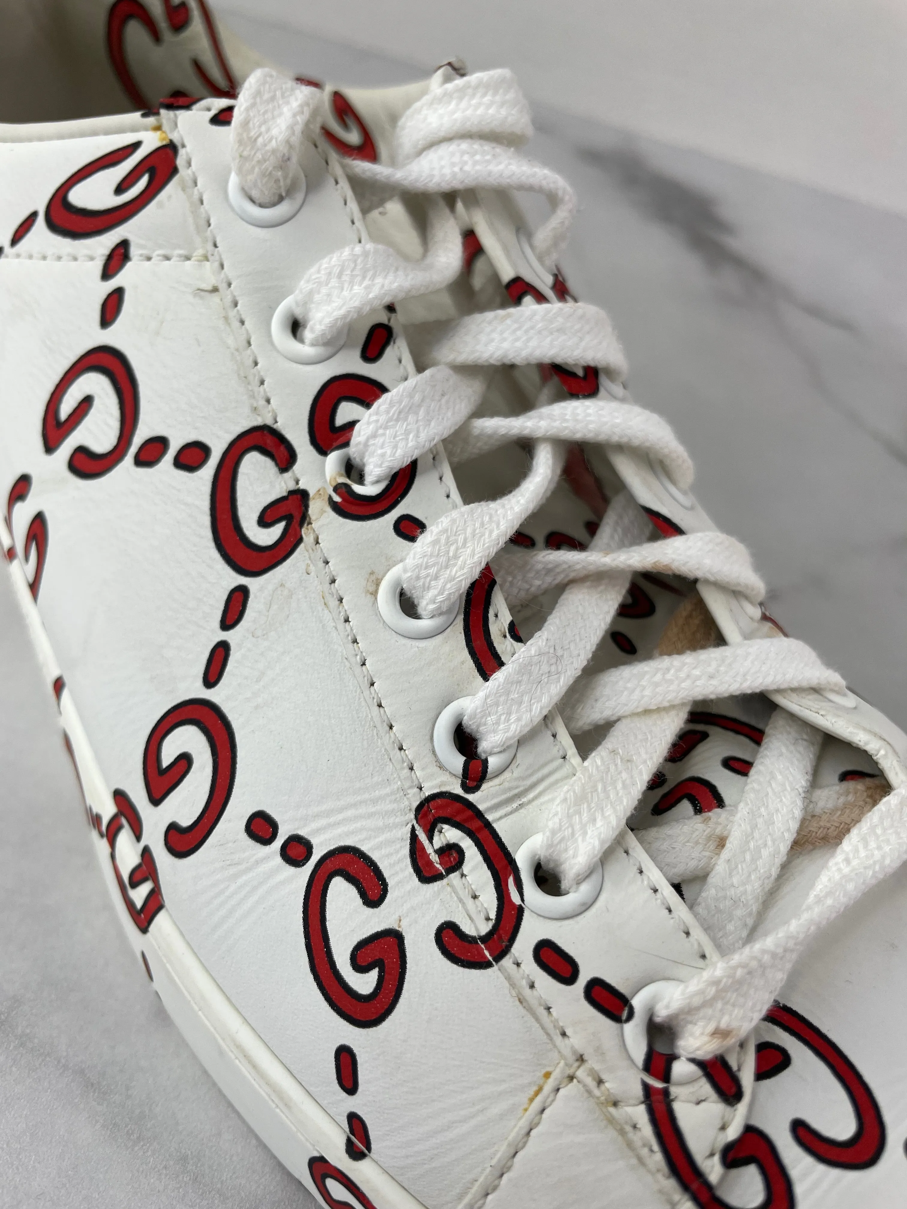 GUCCI Women’s White/Red Leather GG Ghost Ace Sneakers Size 40