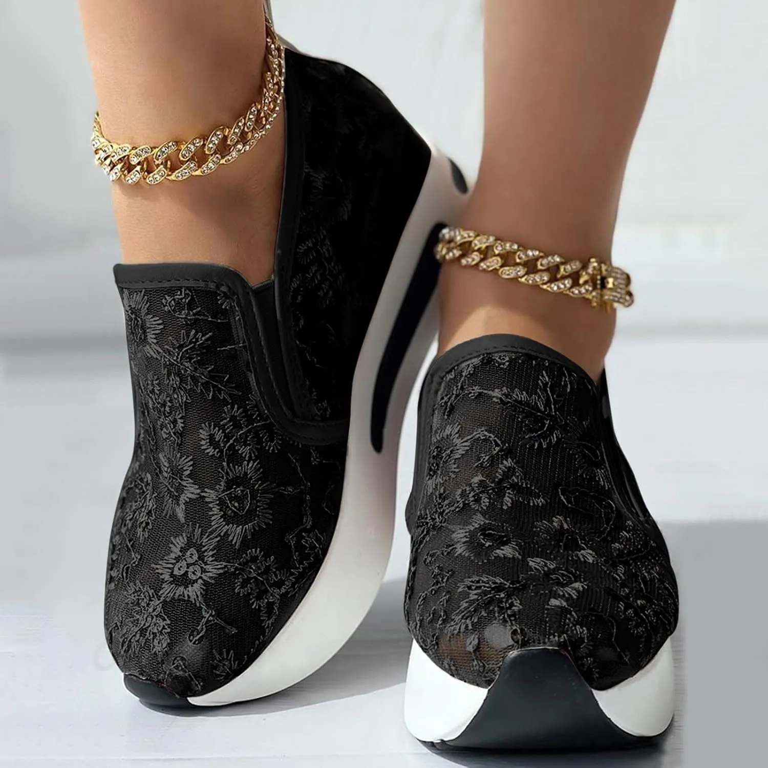 Platform Wedge Floral Women's Fashion Sneakers Breathable Walking Shoes Mesh Slip On Sneakers Women Casual Embroidery Sneakers Comfort Work Shoes Outdoor Travel Hidden High Heels Shoes