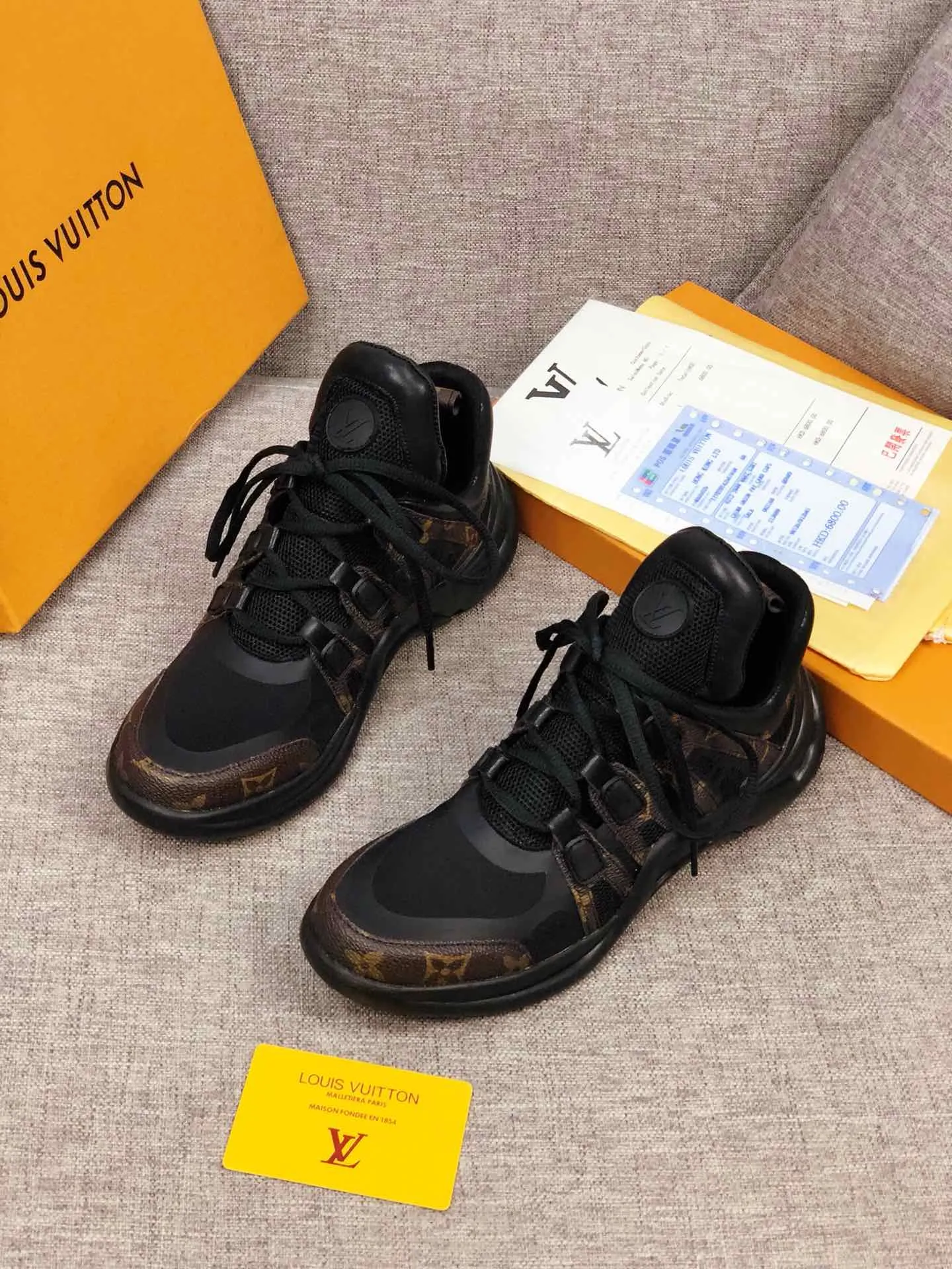 PT - LUV Archlight Black Brown Sneaker